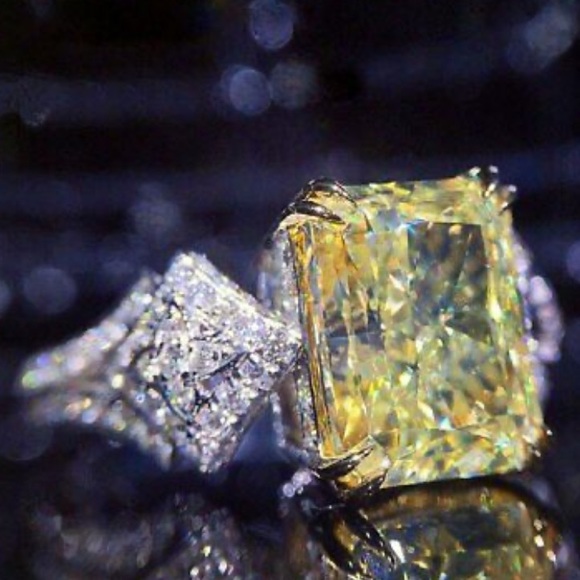 NWT Gorgeous 925 Sterling Silver Ring Wedding  Sz 6-10 - Picture 2 of 5